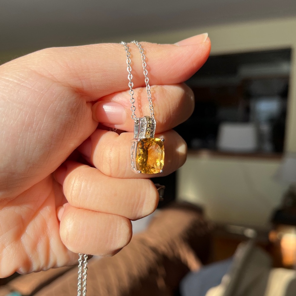 Citrine pendant and chain